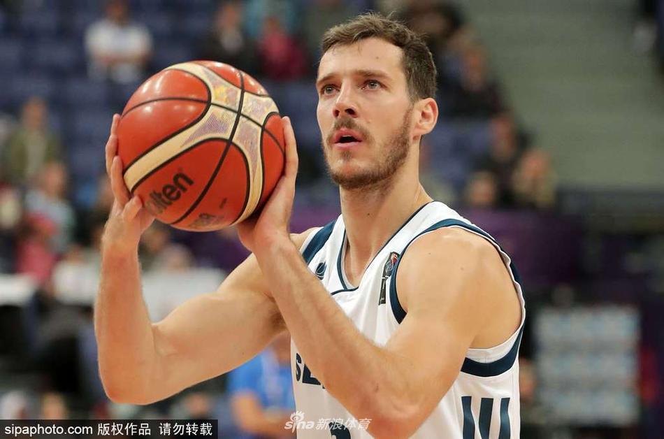 丟失球權或成往事，來自沙特曼聯的勾兌