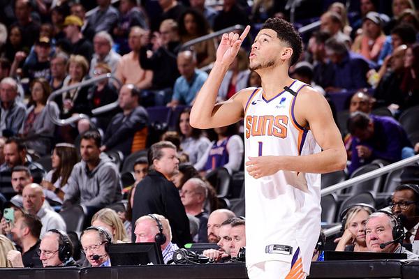 火箭新賽季賽程：揭幕戰打衛冕冠軍 28場全美直播 圣誕大戰VS湖人