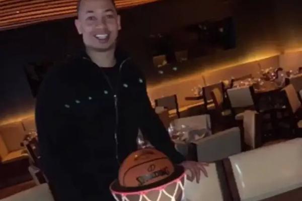 媒體人：中國男籃一貫都是頭重腳輕 后衛在亞洲一直沒什么優勢