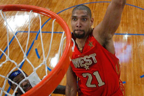 松弛感！杰倫威與說唱歌手GALI上海街頭Citywalk 遇球迷親切互動