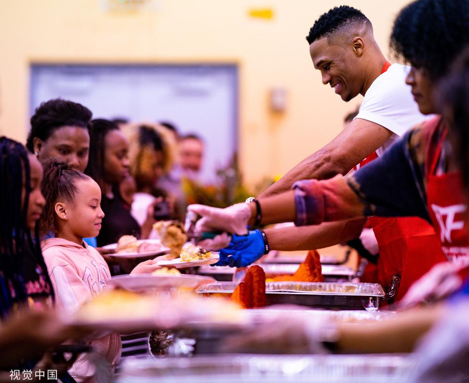 考察半決賽對手！郭士強留在場館 現場觀看新西蘭vs黎巴嫩比賽