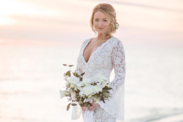 早日康復！哈利伯頓：又能穿上兩只鞋的感覺真好????