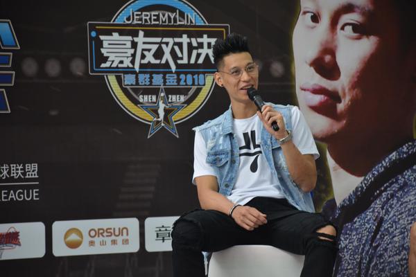 媒體人：挺進四強打臉“唱衰者” 這劑強心劑讓中國籃球看到曙光